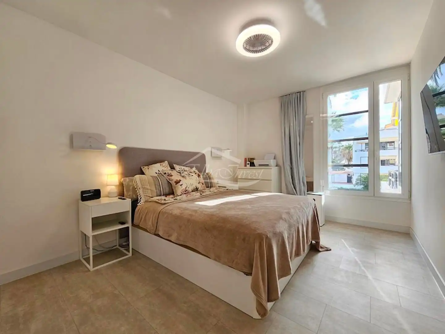 Habitación de Piso en venta en Arona con Aire acondicionado, Terraza y Piscina