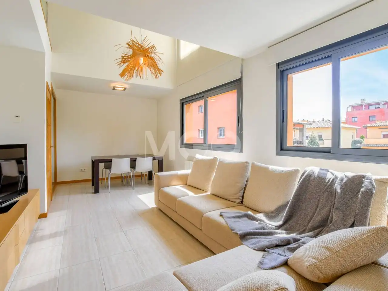 Wohnzimmer von Maisonette zum Verkauf in Calldetenes mit Heizung und Parkett