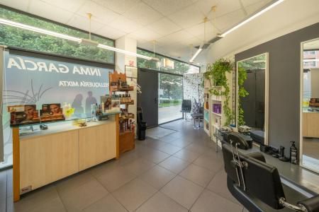 Local en venta en  Pamplona / Iruña con Aire acondicionado y Amueblado