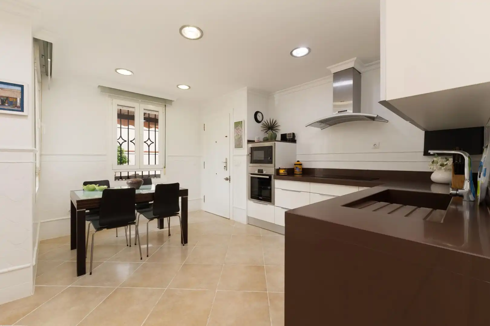 Cocina de Casa o chalet en venta en Alhaurín de la Torre con Aire acondicionado, Calefacción y Piscina