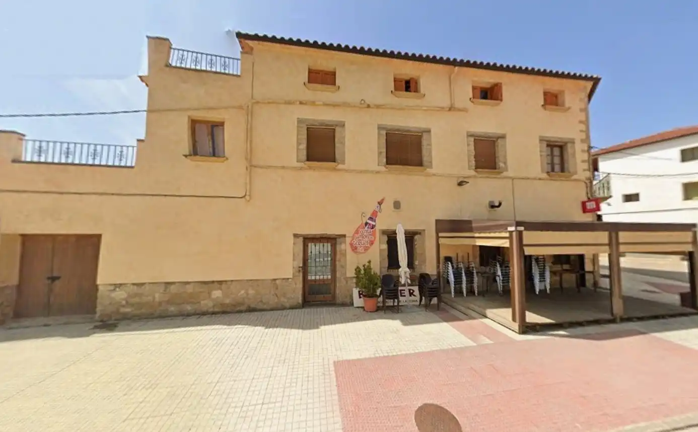 Vista exterior de Casa o chalet en venta en Valdeltormo con Amueblado