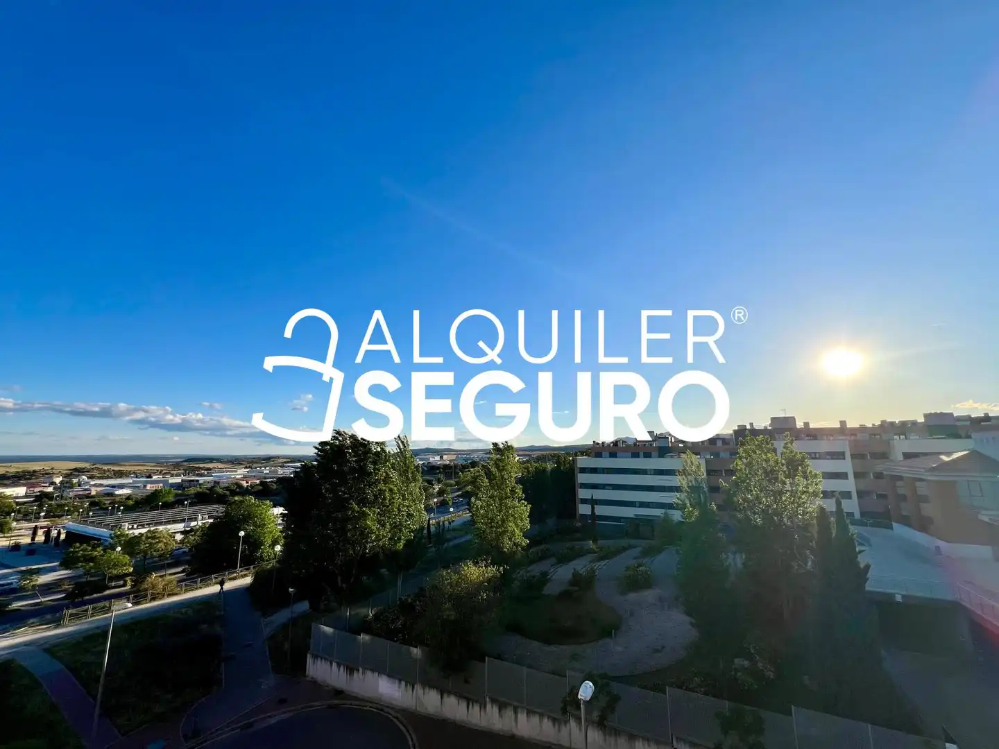 Vista exterior de Àtic de lloguer en Colmenar Viejo amb Aire condicionat, Calefacció i Terrassa