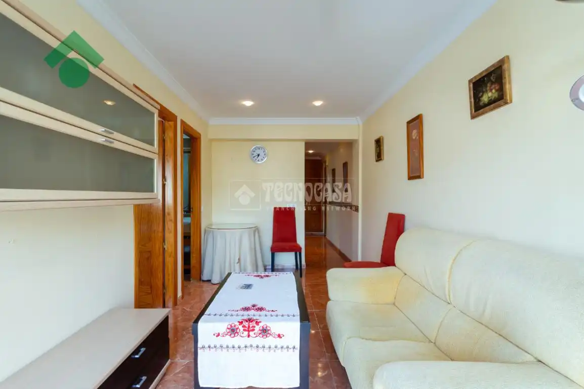 Sala de estar de Piso en venta en Nerja con Amueblado
