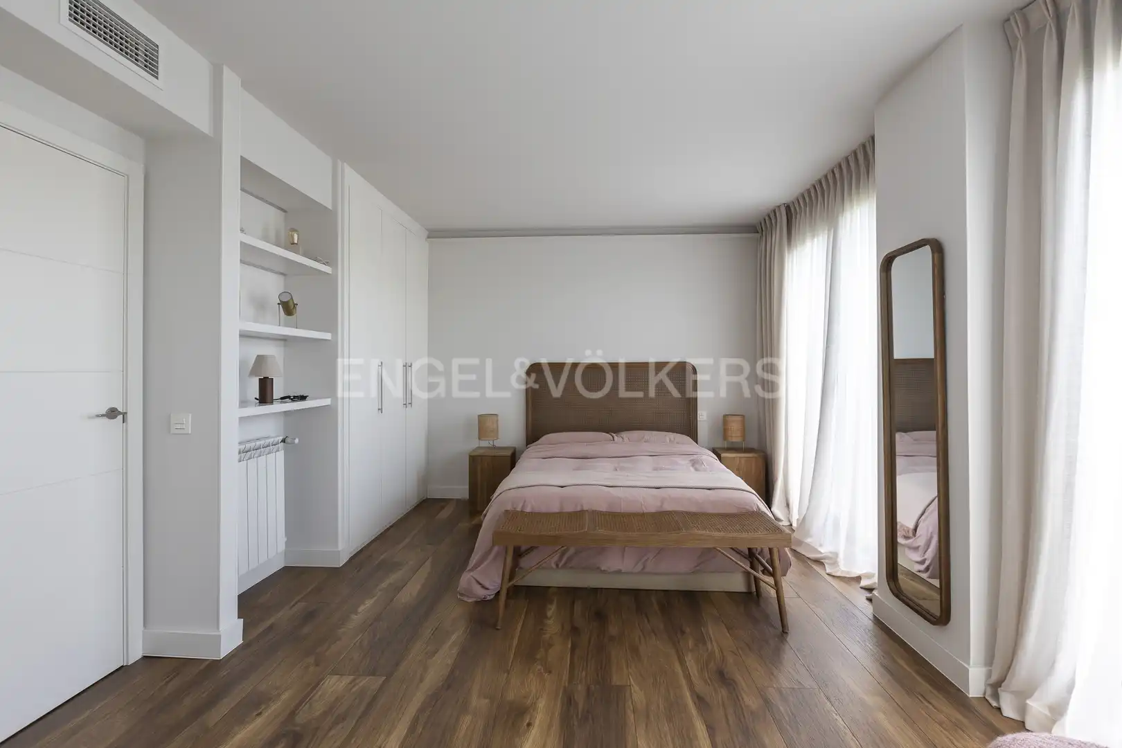 Bedroom of Flat for rent in La Moraleja  with Air Conditioner, Heating and Private garden