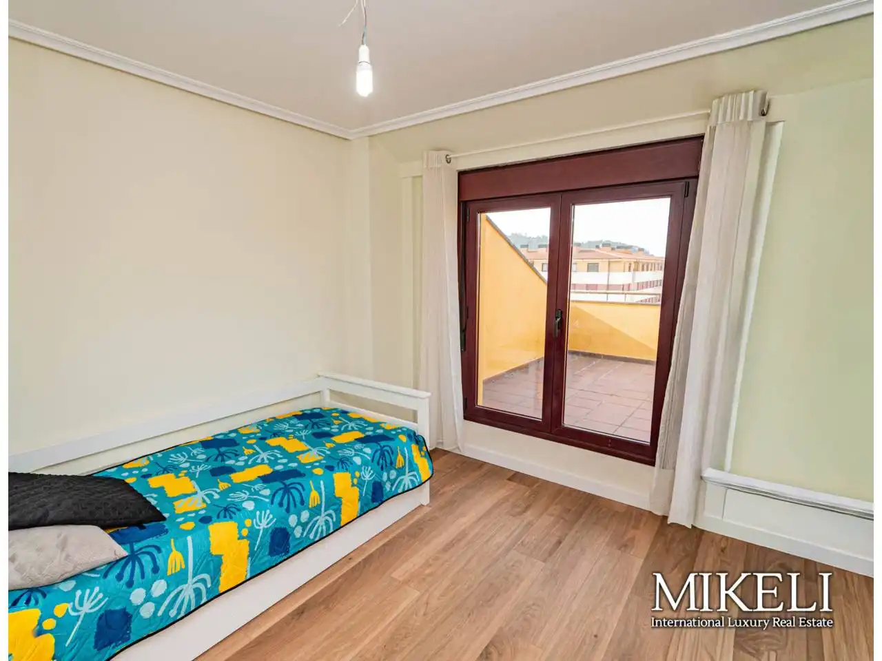Terraza de Dúplex en venta en Santander con Calefacción, Terraza y Trastero