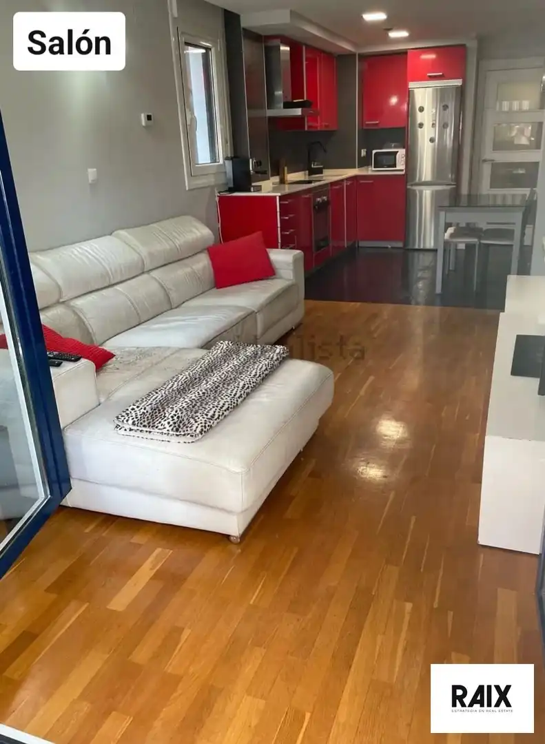 Sala d'estar de Pis en venda en Orio amb Terrassa, Traster i Moblat