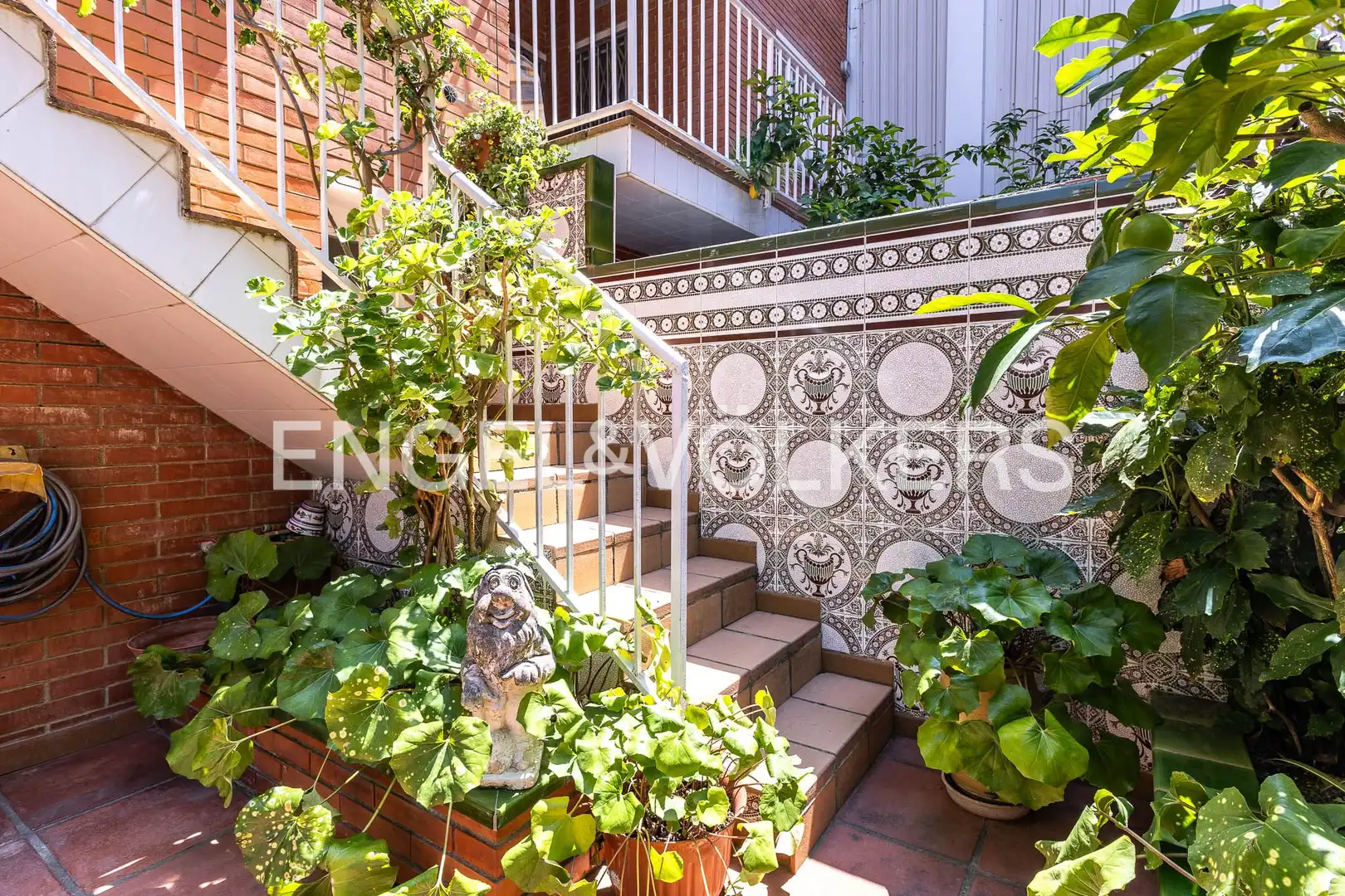 Terrassa de Casa adosada en venda en Arenys de Mar amb Calefacció, Jardí privat i Parquet