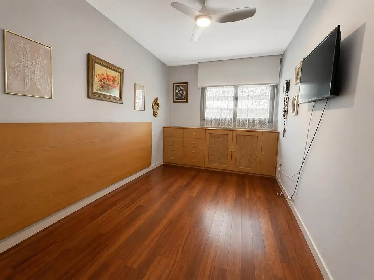 Bedroom of Flat for sale in Madrid  with Air Conditioner, Heating and Parquet flooring