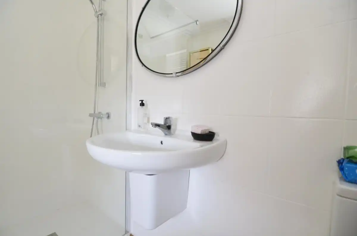 Bathroom of Houses for sale in Calvarrasa de Abajo  with Heating