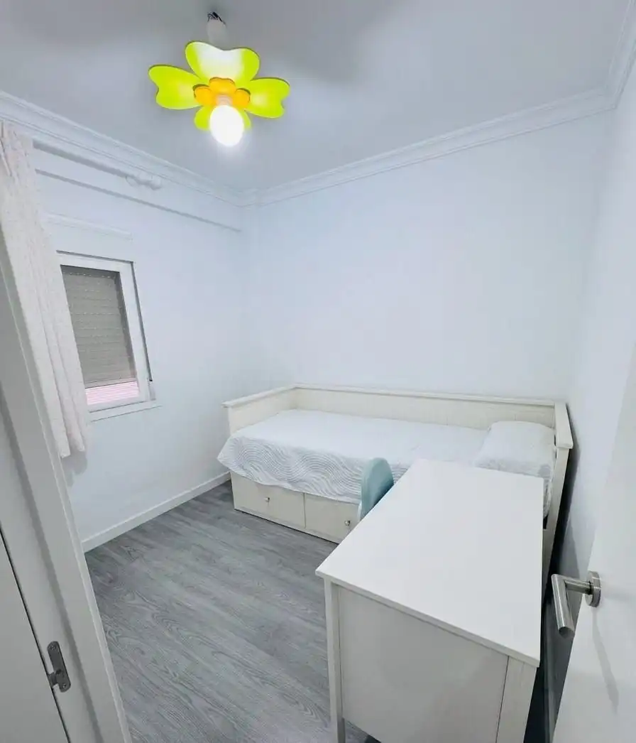 Habitación de Piso en venta en Málaga con Aire acondicionado, Calefacción y Terraza
