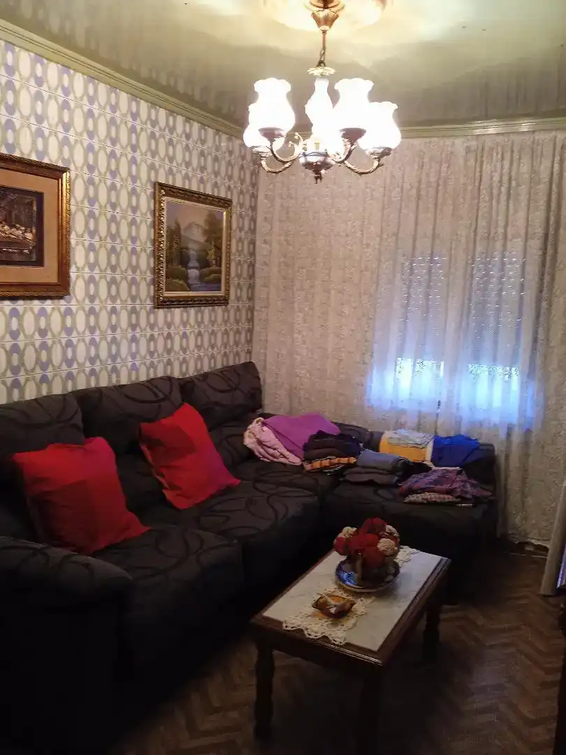 Sala d'estar de Casa o xalet en venda en Miengo amb Balcó