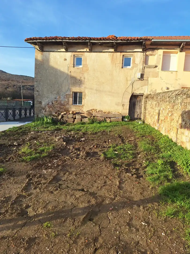 Casa o chalet en venta en Barruelo de Santullán con Jardín privado