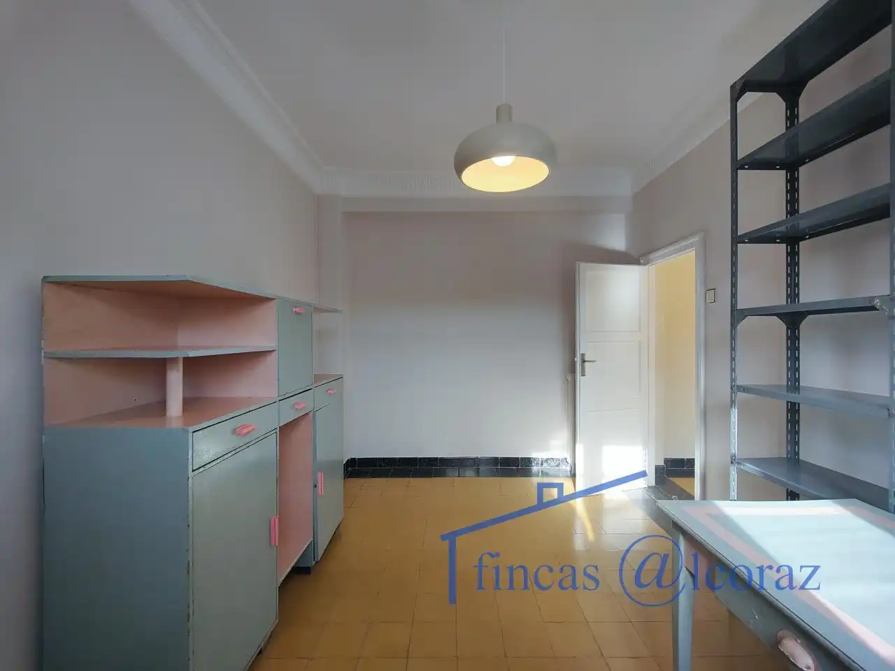 Piso en venta en Huesca con Calefacción y Terraza