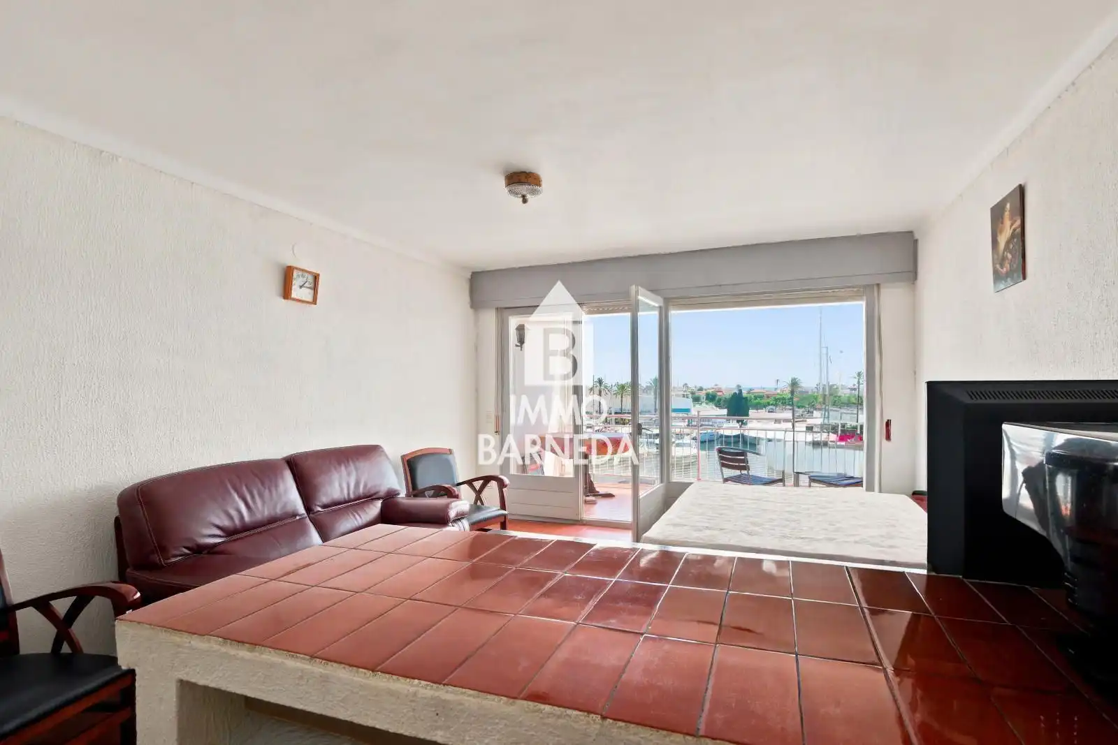 Vista exterior de Piso en venta en Empuriabrava con Terraza y Balcón