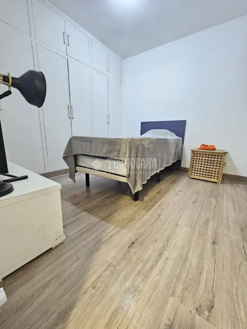 Flat for sale in Universidad