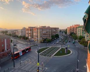 Vista exterior de Pis en venda en  Granada Capital amb Terrassa
