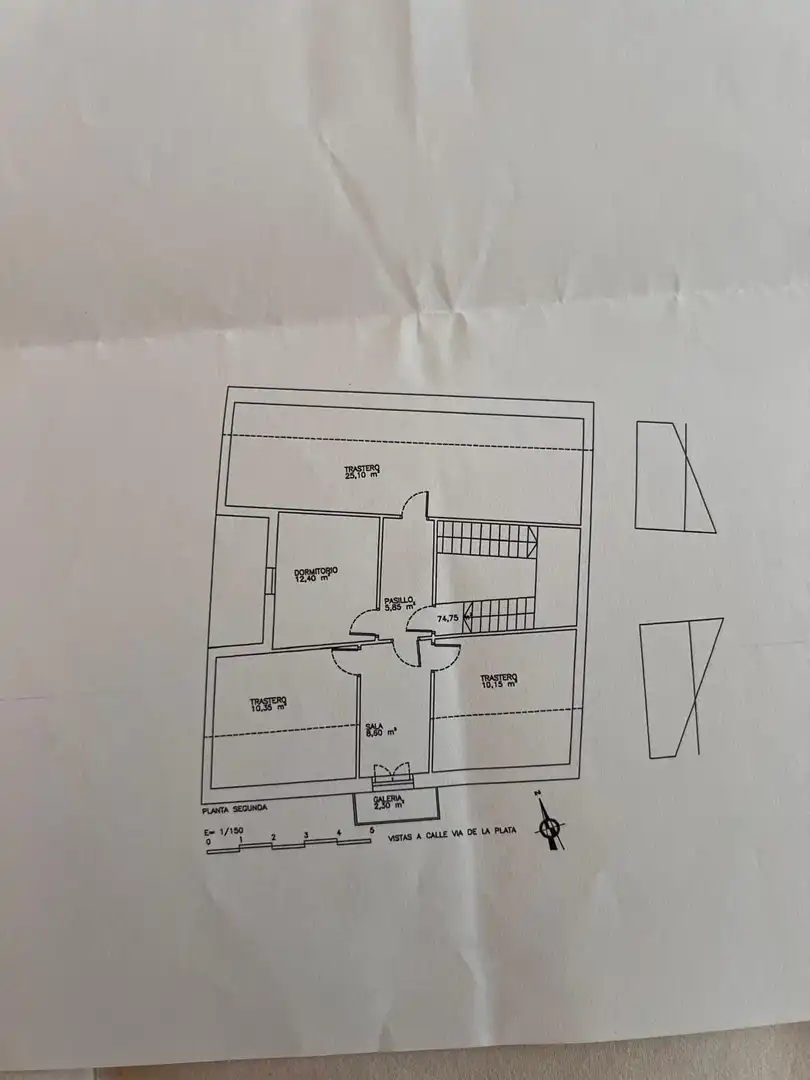 Casa o chalet en venta en La Bañeza  con Calefacción, Parquet y Trastero