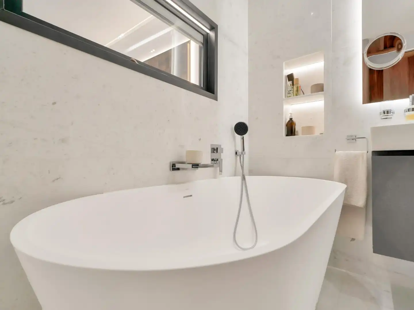 Bathroom of Detached homes for sale in Marbella  with Private garden, Alarm and Community pool