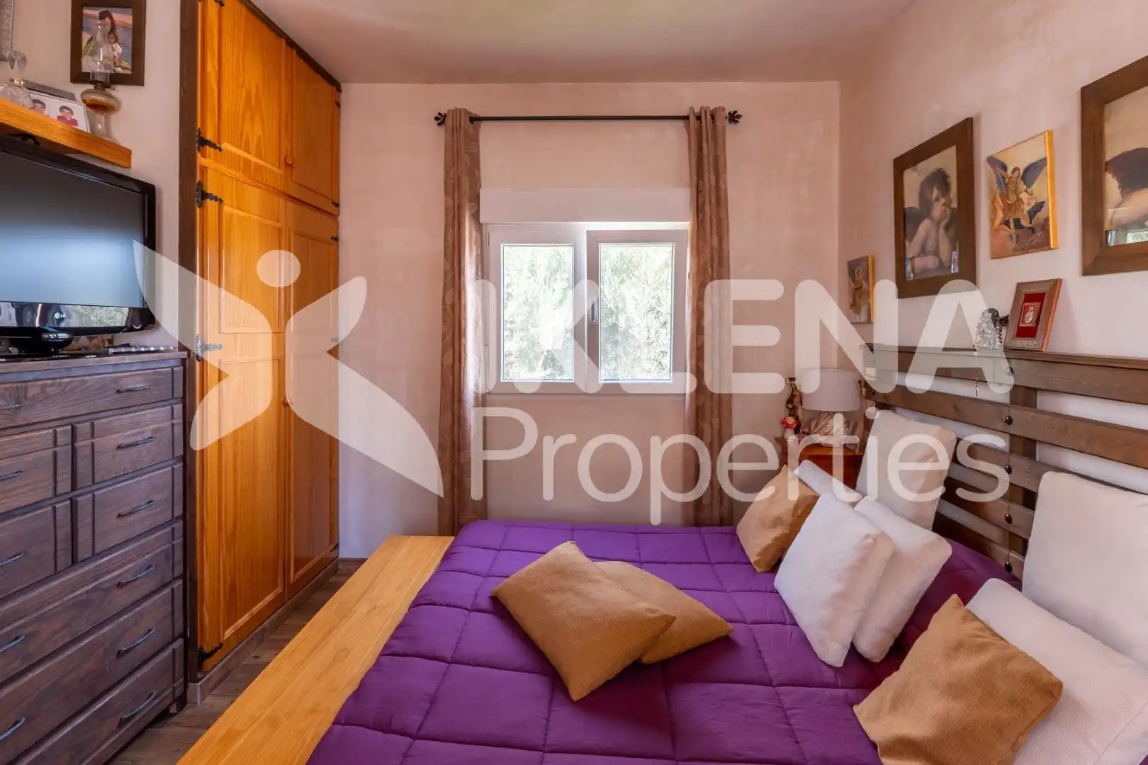 Casa o chalet en venta en Calle Parque, 9, Enix