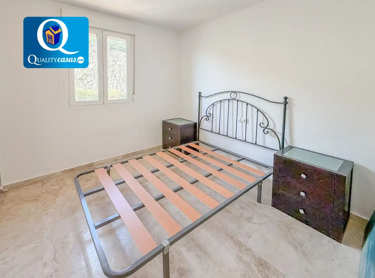 Habitación de Dúplex en venta en Mutxamel con Aire acondicionado, Terraza y Piscina comunitaria