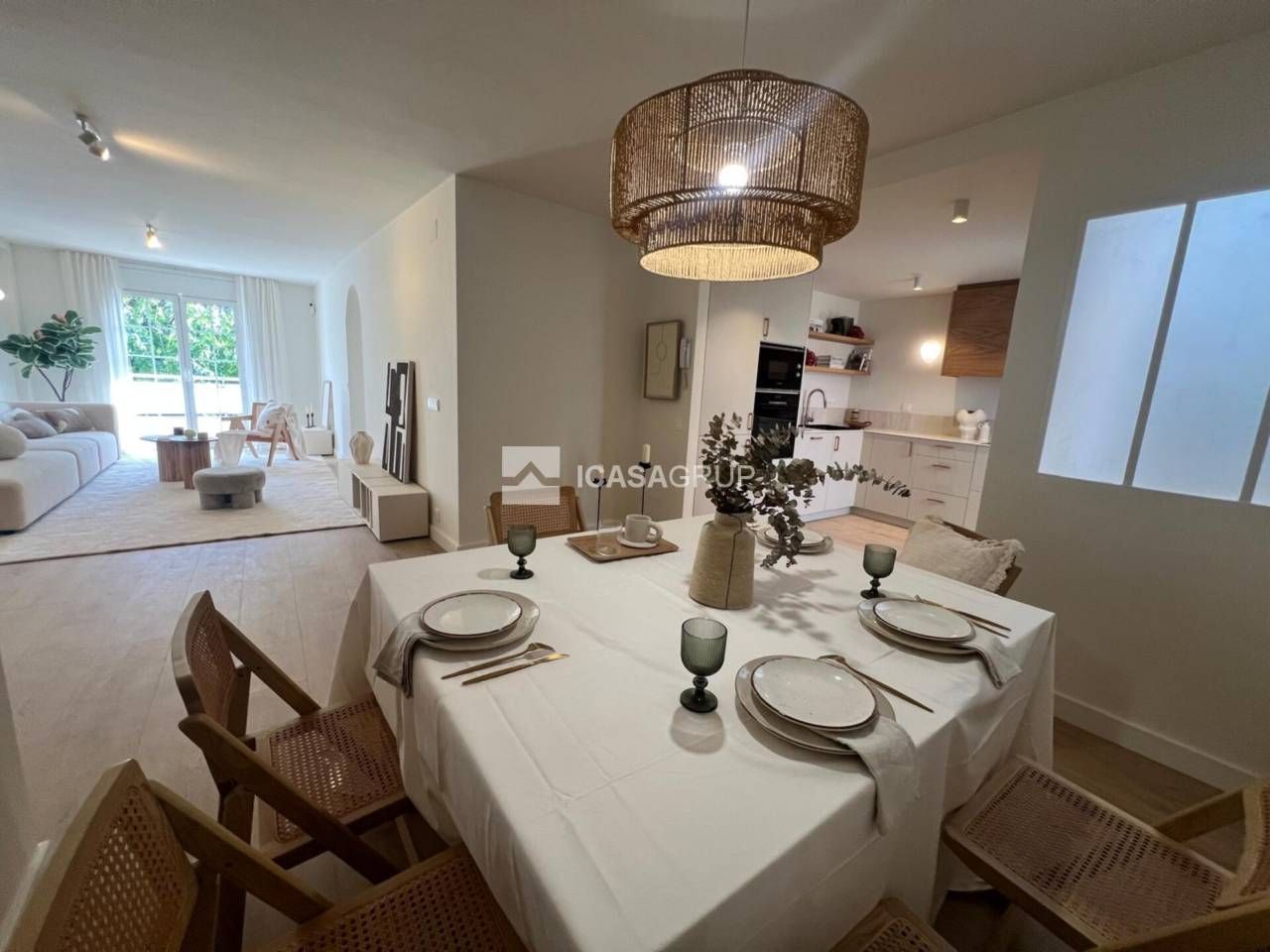 Comedor de Casa o chalet en venta en Rubí con Aire acondicionado, Jardín privado y Terraza