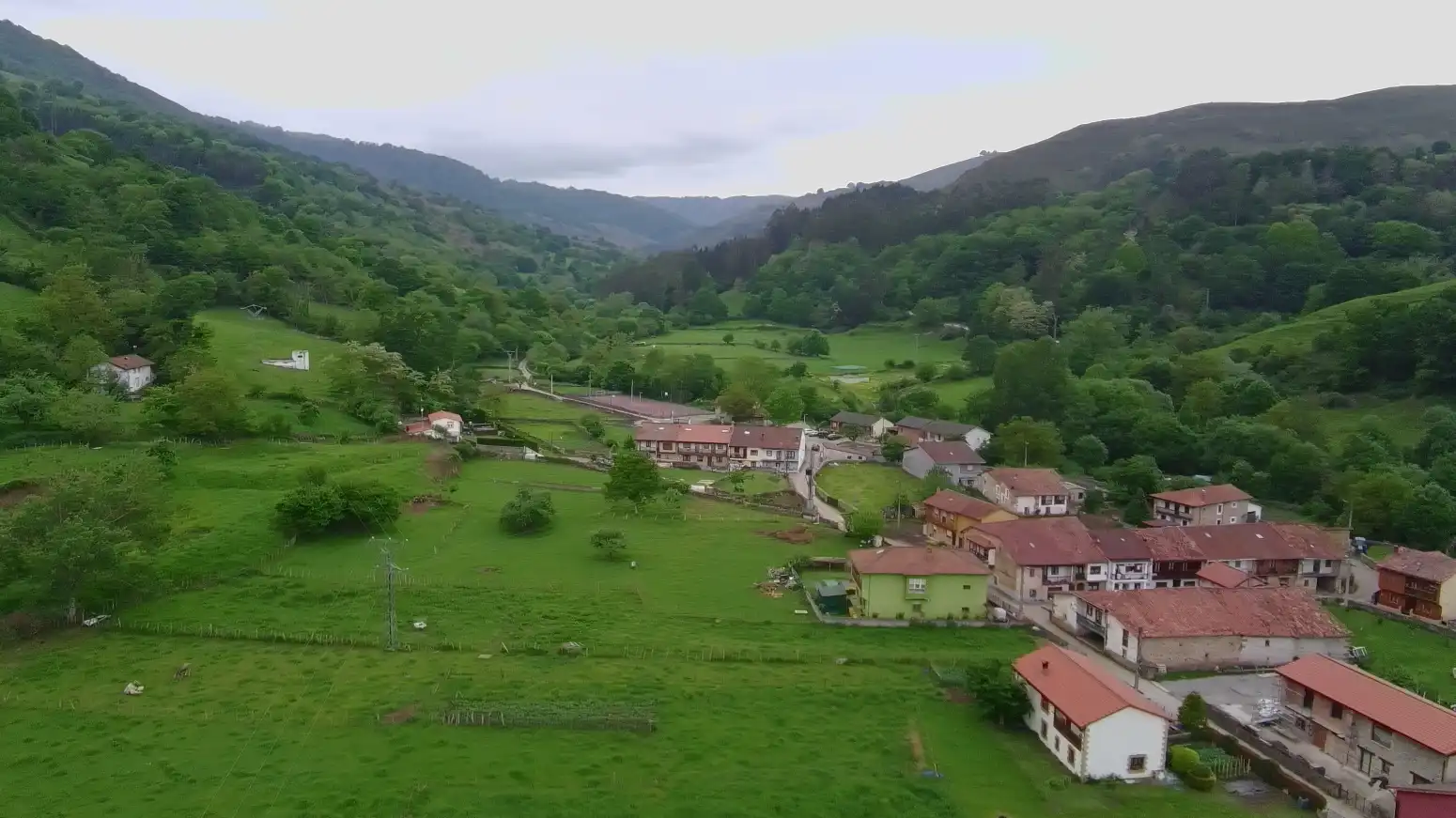 Vista exterior de Casa o xalet en venda en Cieza (Cantabria)