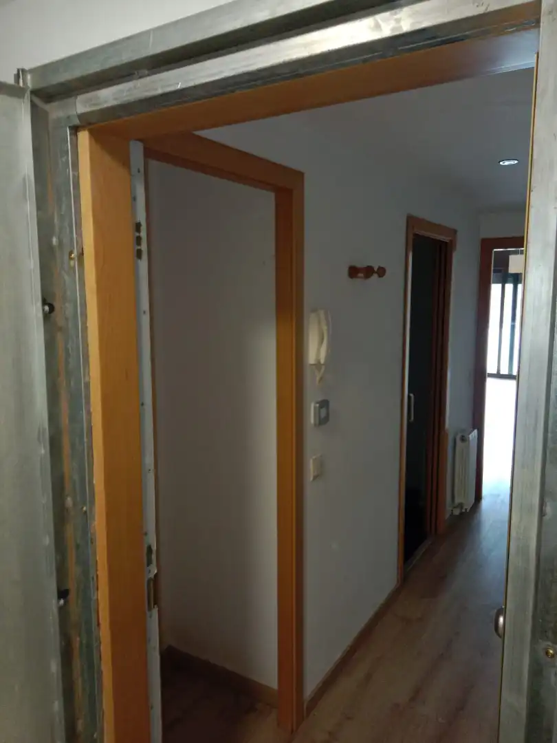 Piso en venta en Sant Jaume de Llierca con Balcón