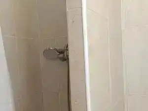 Bany de Estudi de lloguer en Barcelona amb Moblat