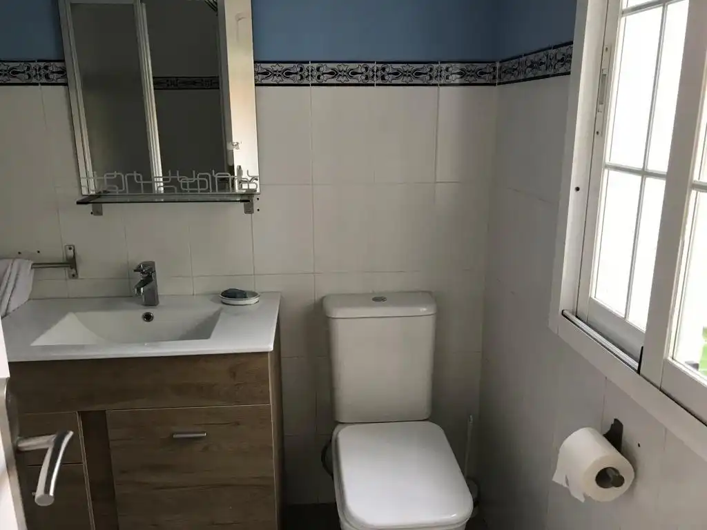 Baño de Casa o chalet de alquiler en Estepona con Amueblado y Se aceptan mascotas