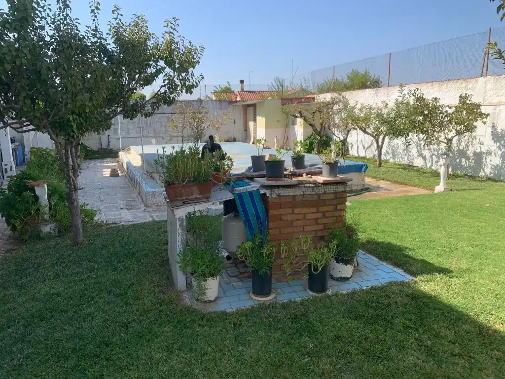 Chalet con piscina en venta en Don Benito