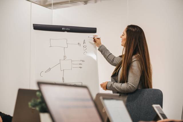 Oficina en Alquiler en Al-9029, 17 en Roquetas Pueblo