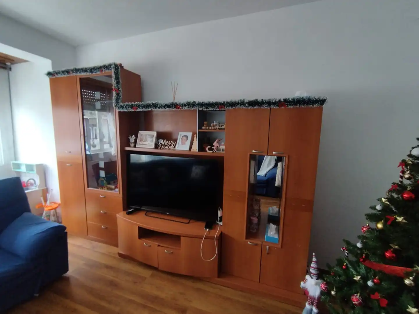 Living room of Flat for sale in Ferrol  with Storage room, Furnished and Oven