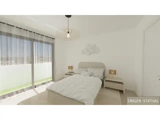 Dormitori de Casa o xalet en venda en Burjassot amb Jardí privat i Terrassa