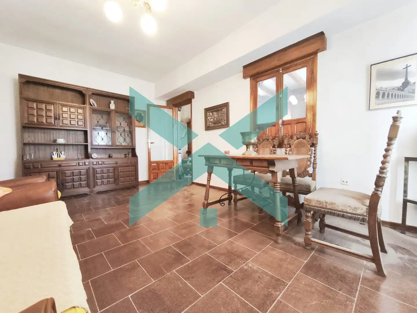 Comedor de Piso en venta en Lillo con Calefacción, Terraza y Amueblado