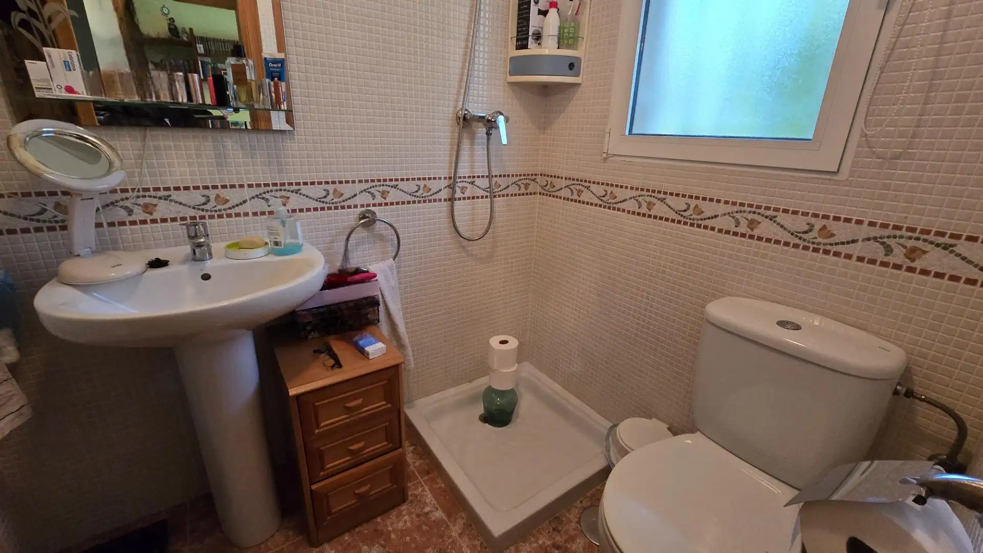 Baño de Casa o chalet en venta en Elda con Aire acondicionado, Jardín privado y Terraza