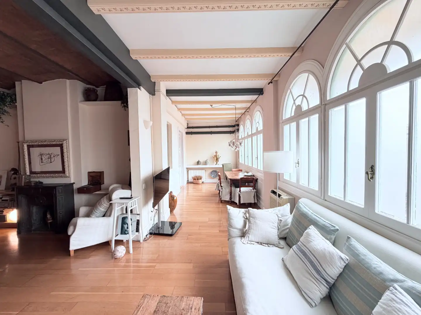 Sala d'estar de Àtic en venda en Barcelona amb Aire condicionat, Calefacció i Parquet