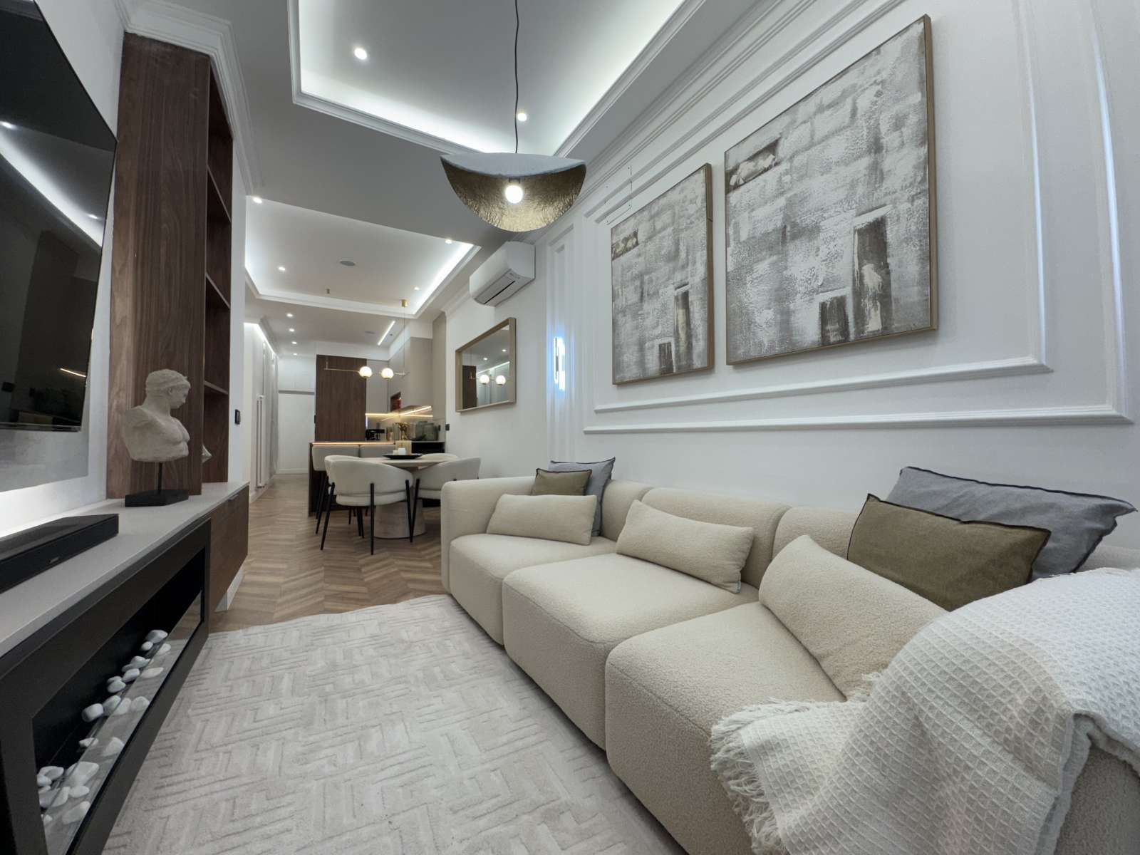 Living room of Apartment to share in  Madrid Capital  with Air Conditioner and Terrace
