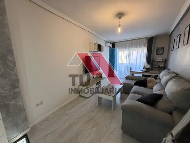 Sala de estar de Piso en venta en Fuensalida con Aire acondicionado, Calefacción y Parquet