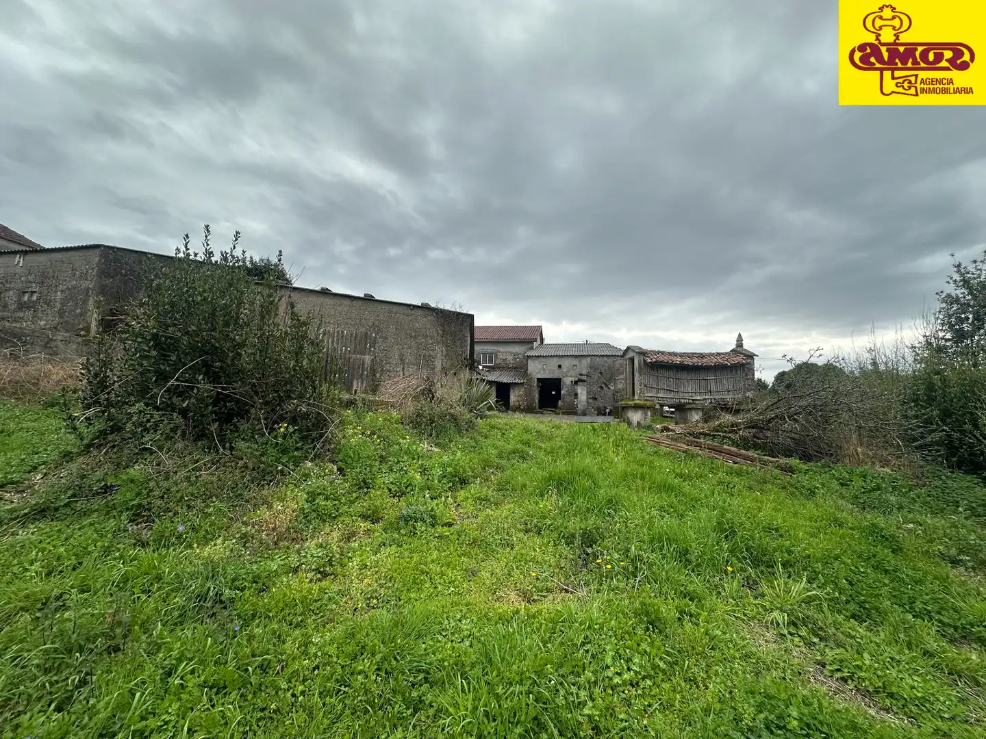 Casa o xalet en venda en Santiago de Compostela  amb Jardí privat
