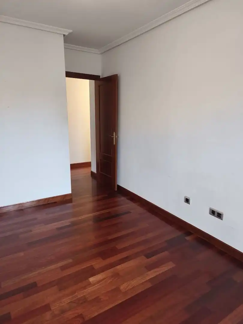 Piso en venta en Cartes con Calefacción y Trastero