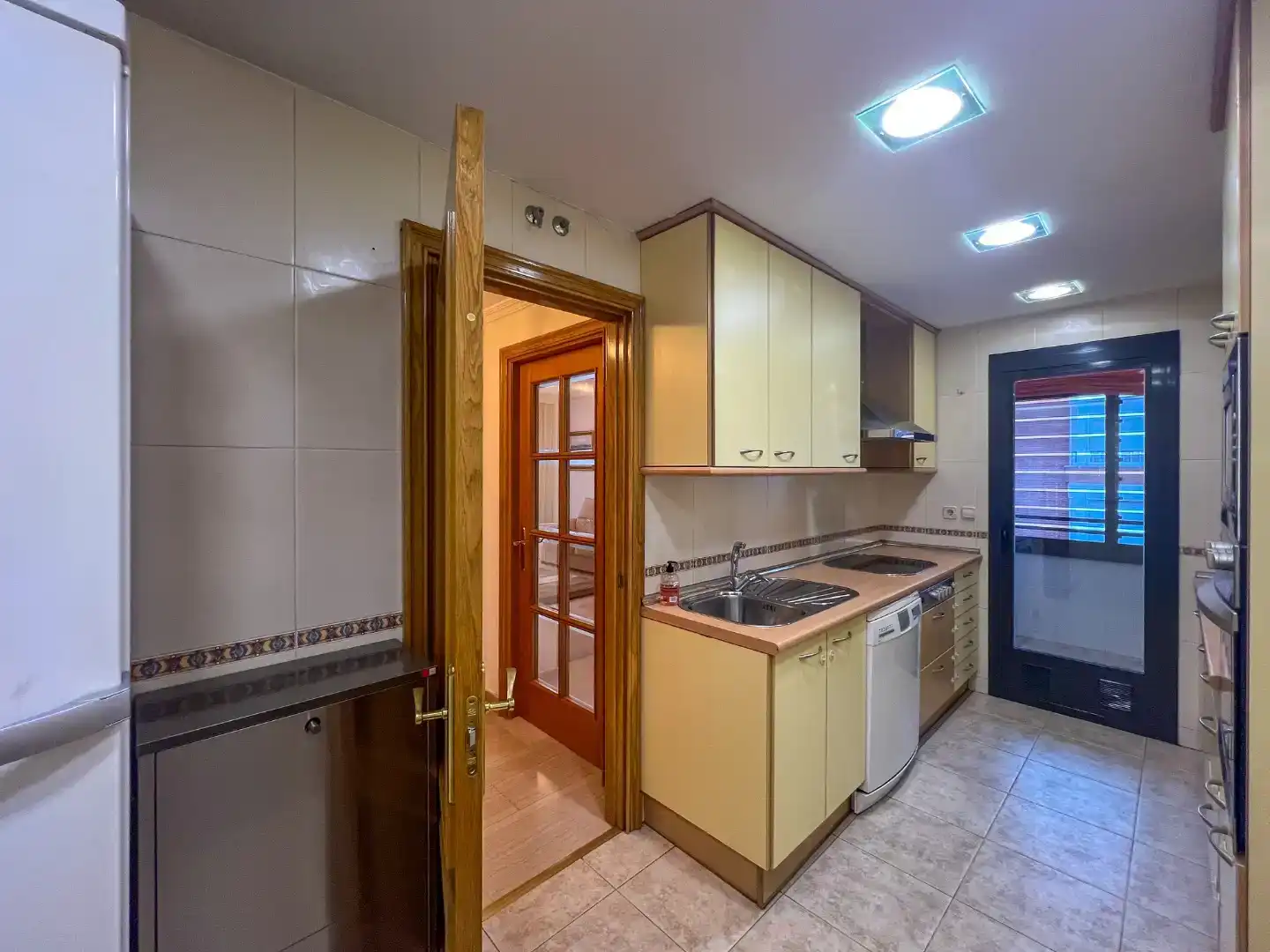 Küche von Wohnung zum Verkauf in  Madrid Capital mit Klimaanlage und Schwimmbad