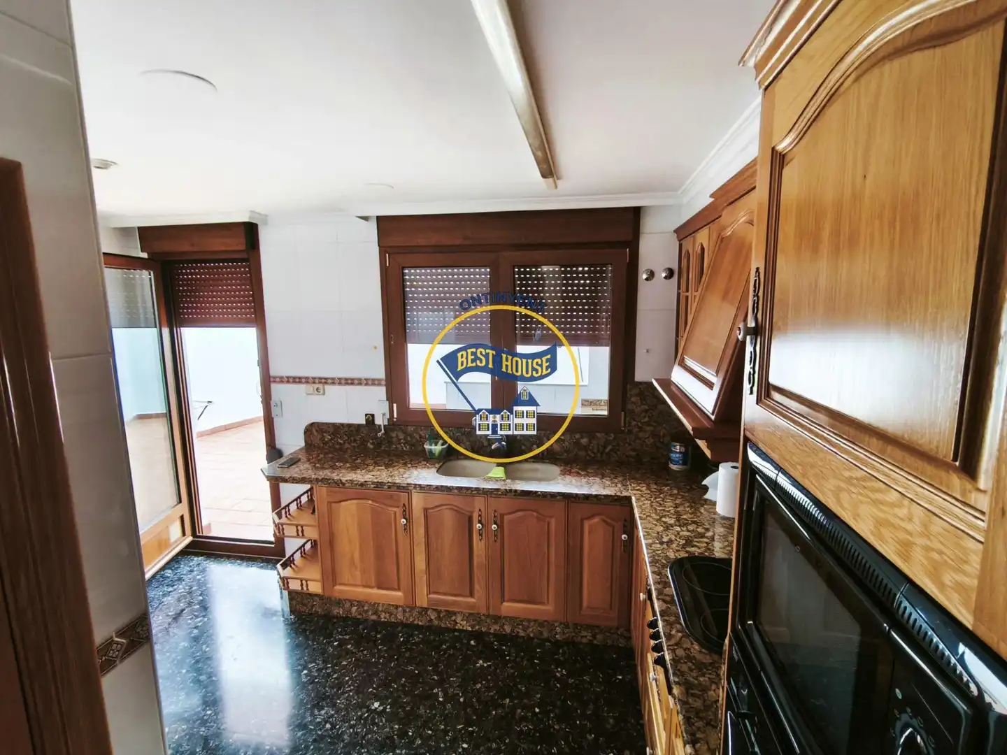 Cocina de Piso en venta en Ontinyent con Trastero, Amueblado y Balcón