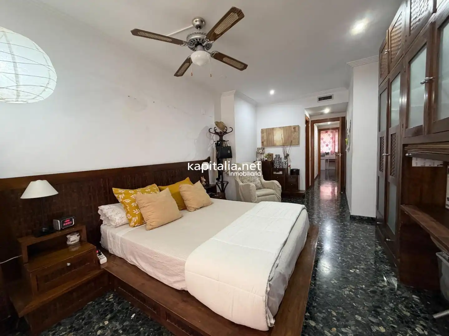 Piso con terraza en venta en Sant Josep - Zona Hospital, imagen 29