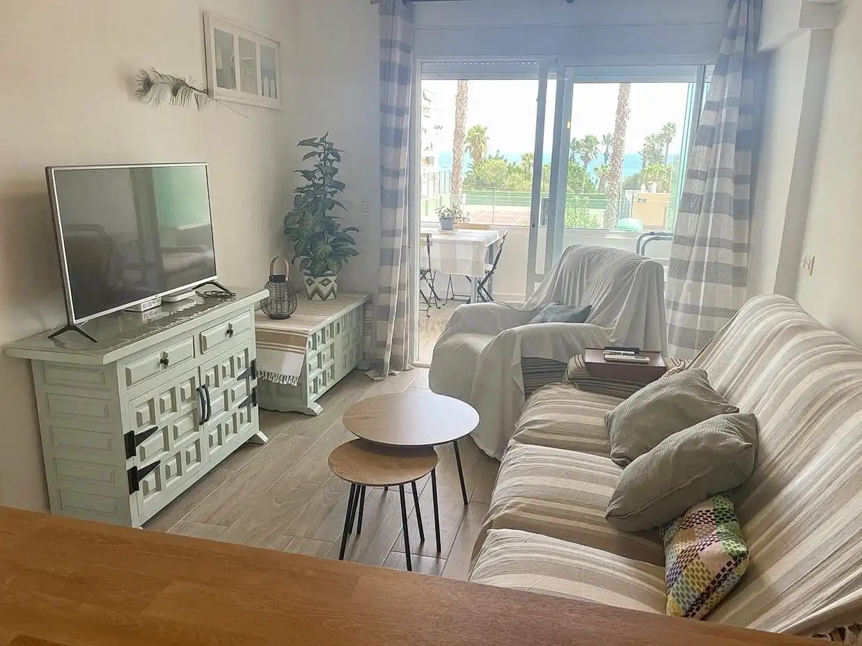 Sala d'estar de Apartament en venda en Torrevieja amb Aire condicionat, Calefacció i Terrassa