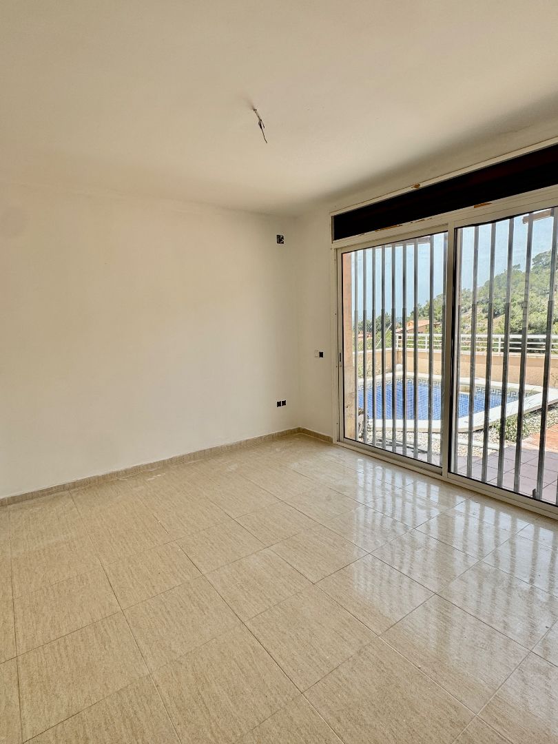 Casa adosada en venda a Carrer Mirador de Barà, Roda de Berà