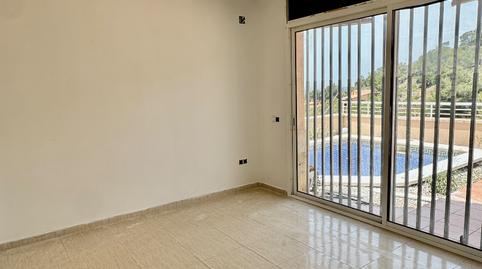 Foto 3 de Casa adosada en venta en Carrer Mirador de Barà, Roda de Berà, Tarragona