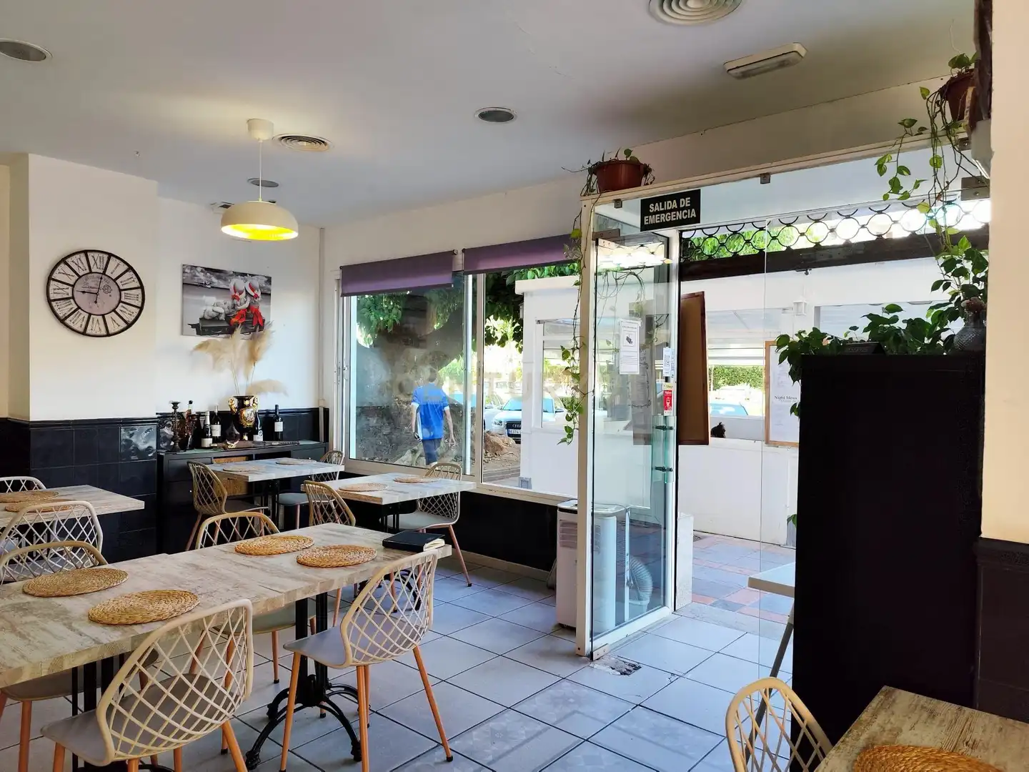 Local comercial en traspàs a PS JESUS SANTOS REIN 9 ED. VEGA 1FUENGIROLA (MÁLAGA) 1, imagen 16