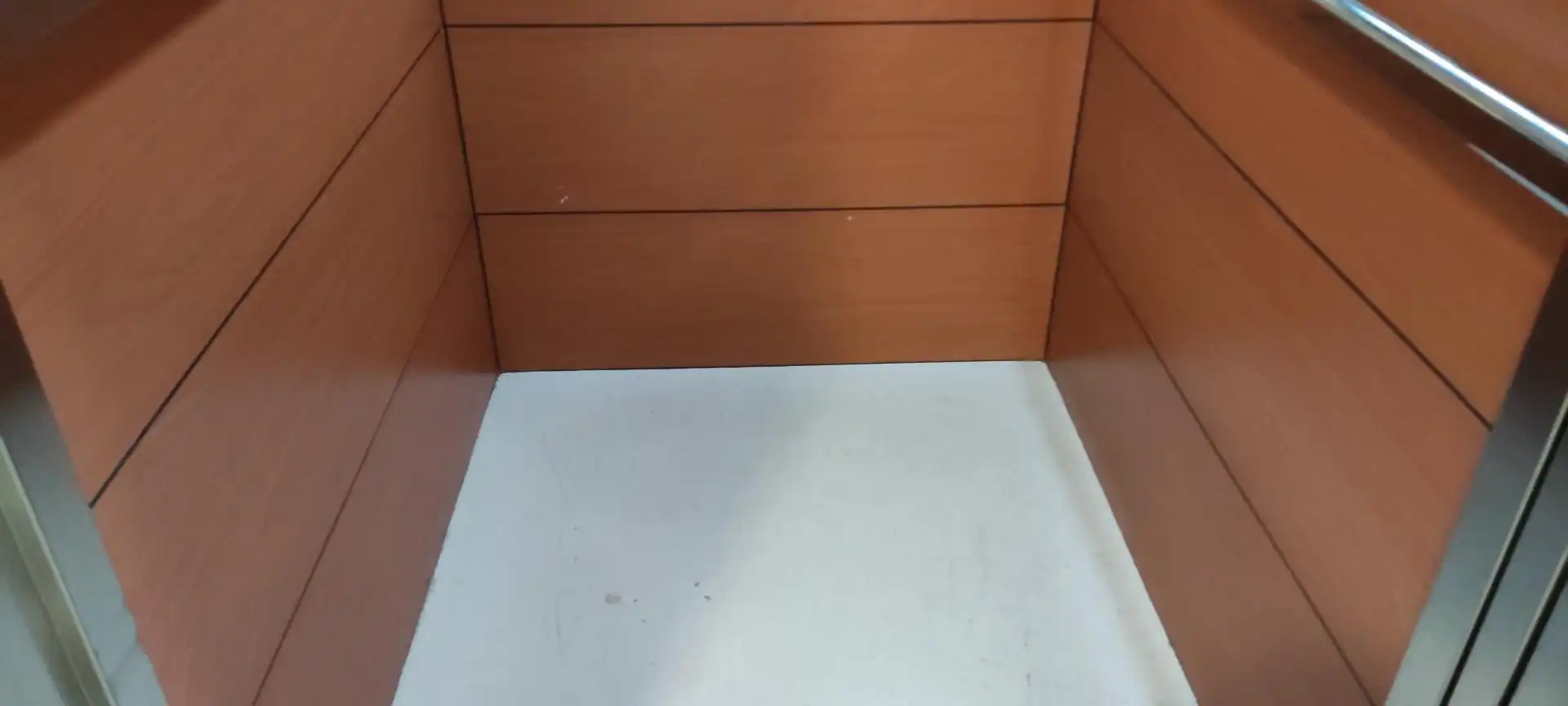 Flat for sale in Favara  with Air Conditioner