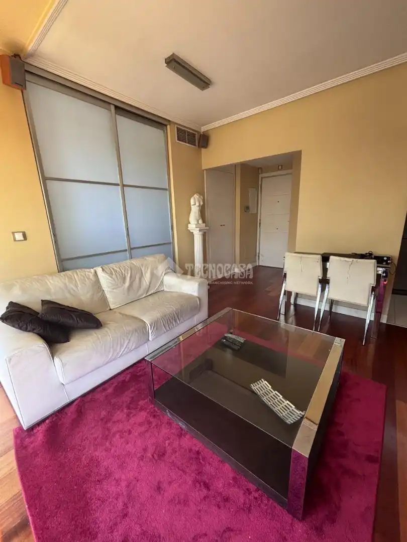 Living room of Flat for sale in Madrid  with Air Conditioner, Heating and Storage room