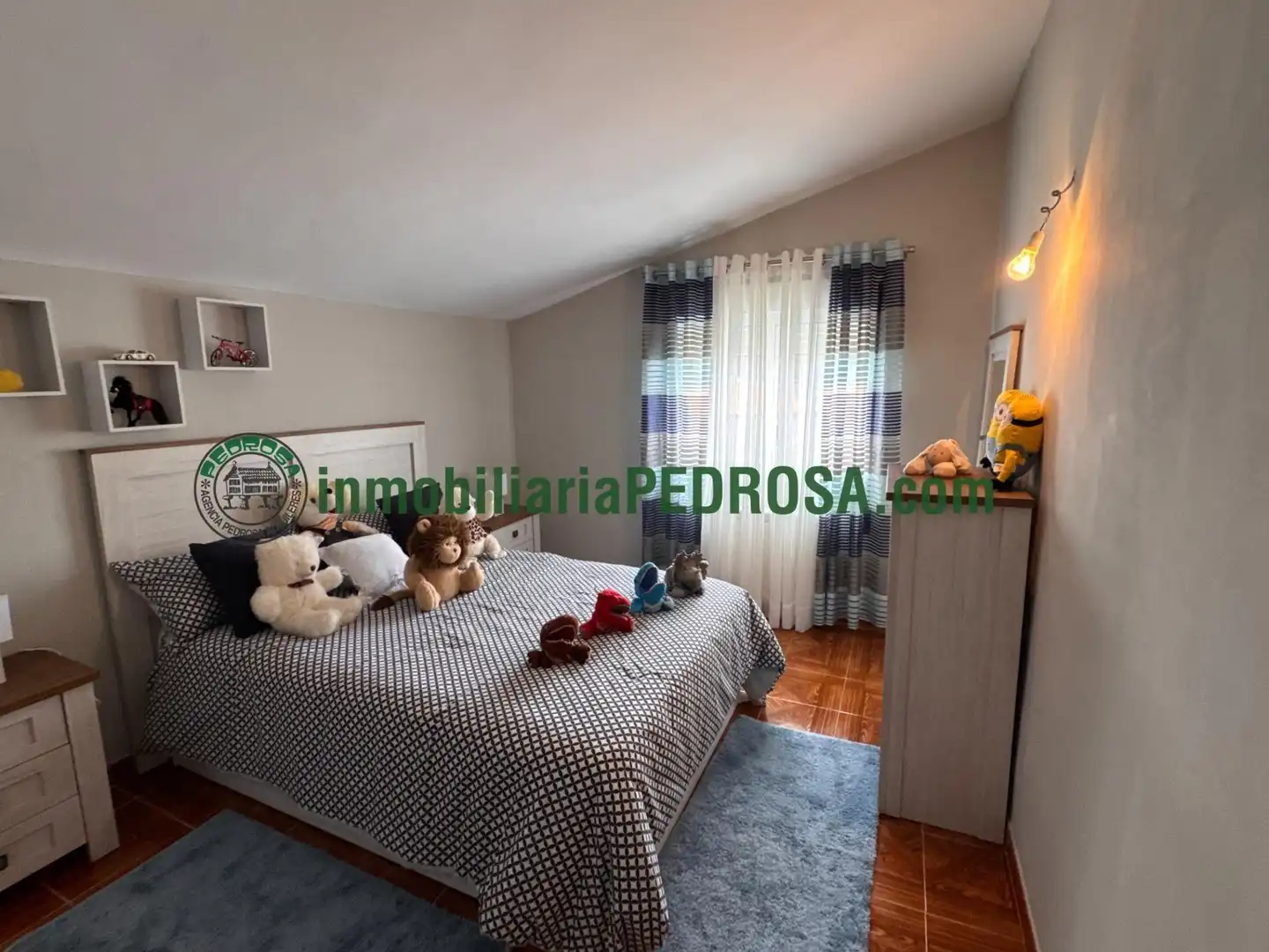 Houses for sale in PE REDONDO-S SALVADOR, San Salvador - Caeira